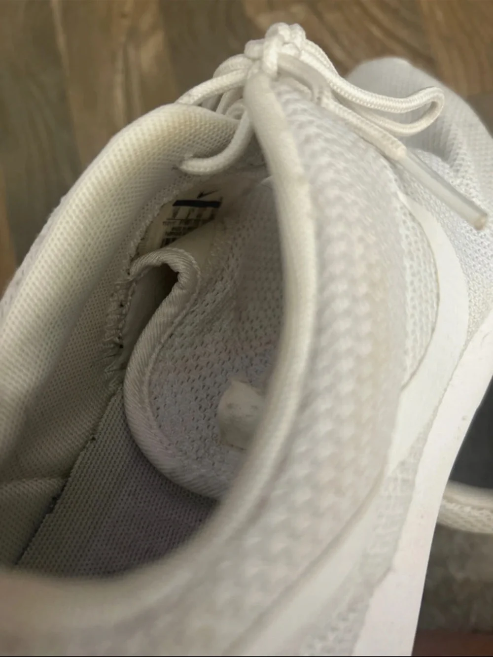 Nike Men's White Mesh Lace-Up Sneakers